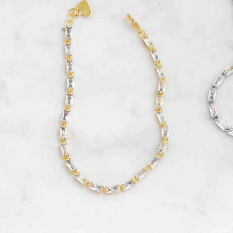 Elegant Bracelet with Baguette-Cut Stones