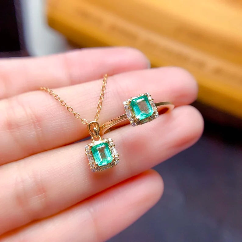"Emerald Luxe Jewelry Set"
