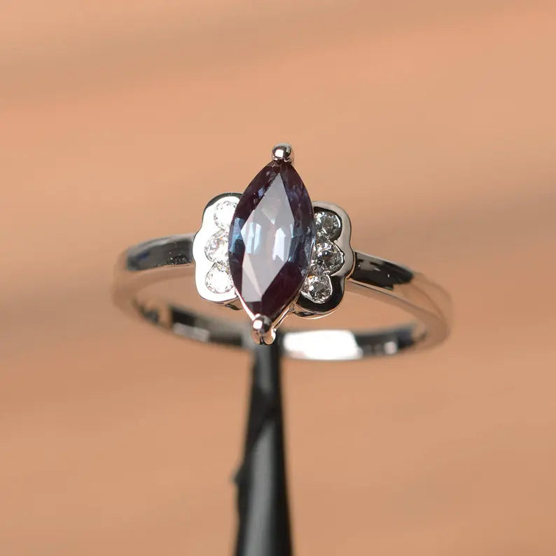 Accent Ring