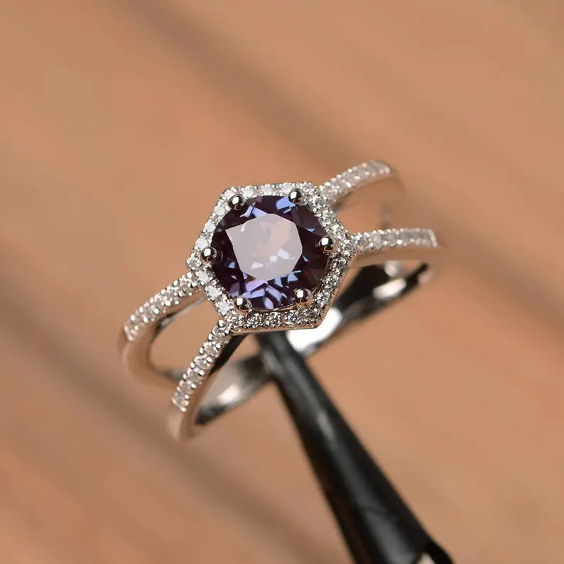 Birthstone ring